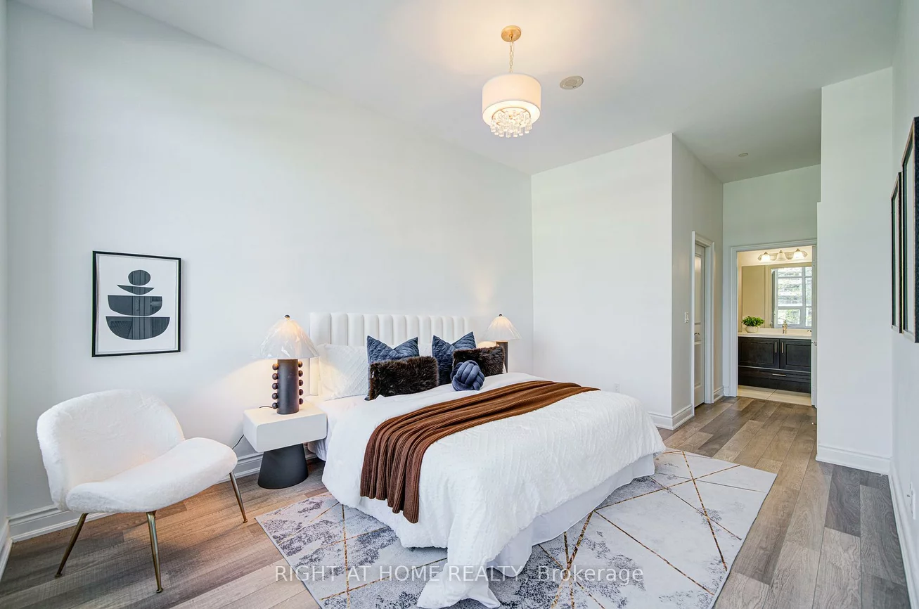38, Cedarland, Unionville, Markham