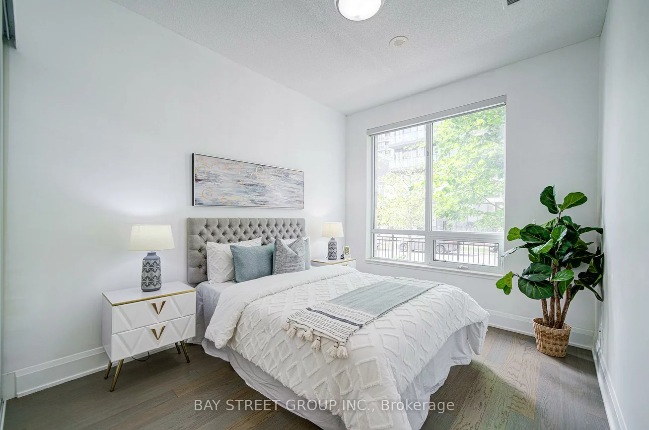 15, Water Walk, Unionville, Markham