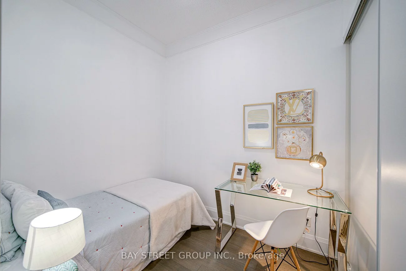 15, Water Walk, Unionville, Markham