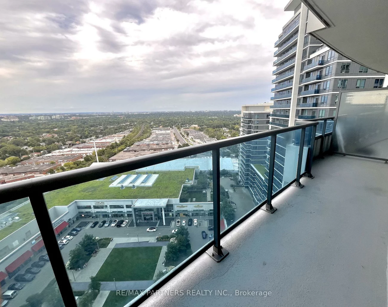 7171, Yonge, Grandview, Markham