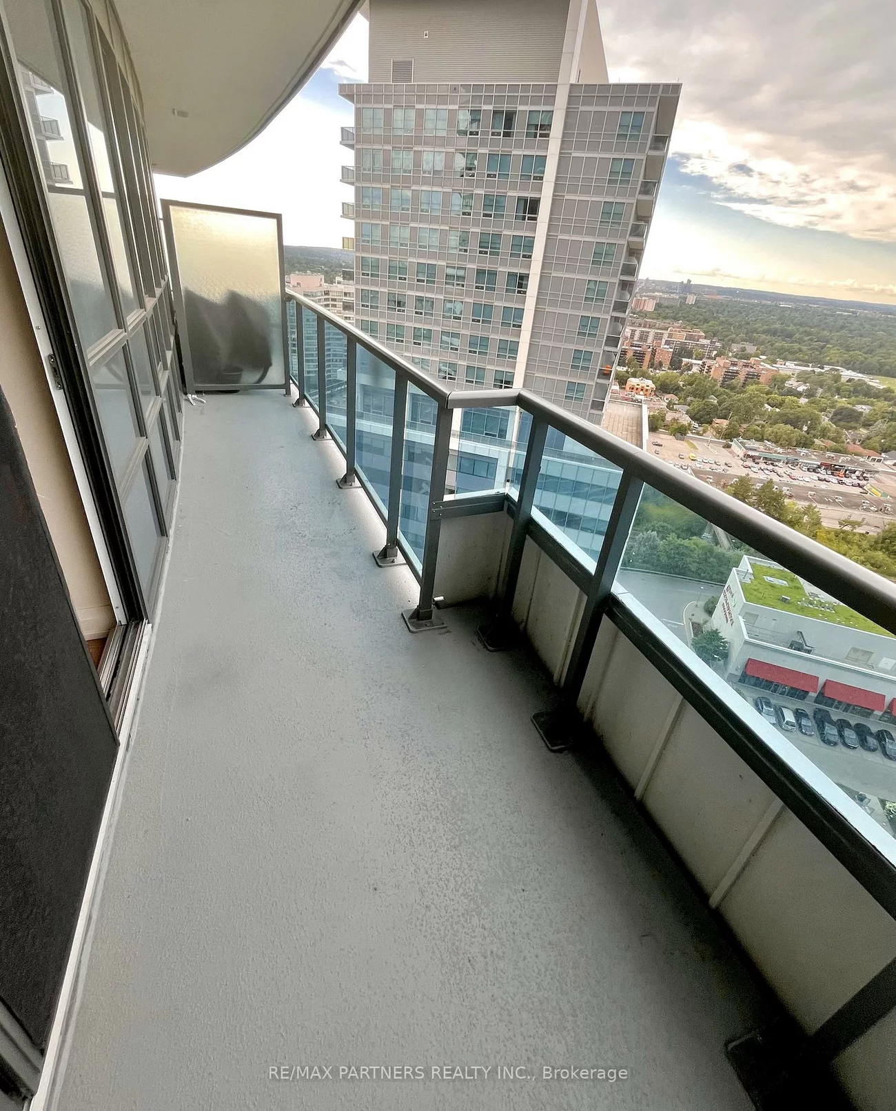 7171, Yonge, Grandview, Markham