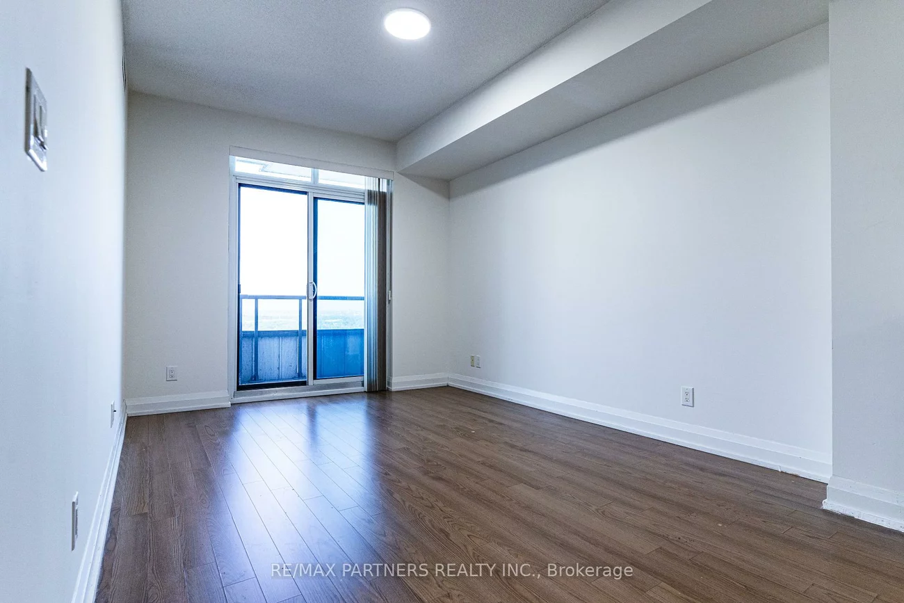 7171, Yonge, Grandview, Markham