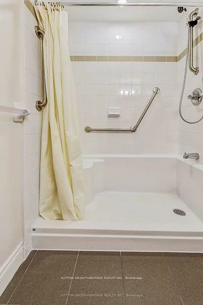 1, Sun Yat-Sen, Milliken Mills East, Markham