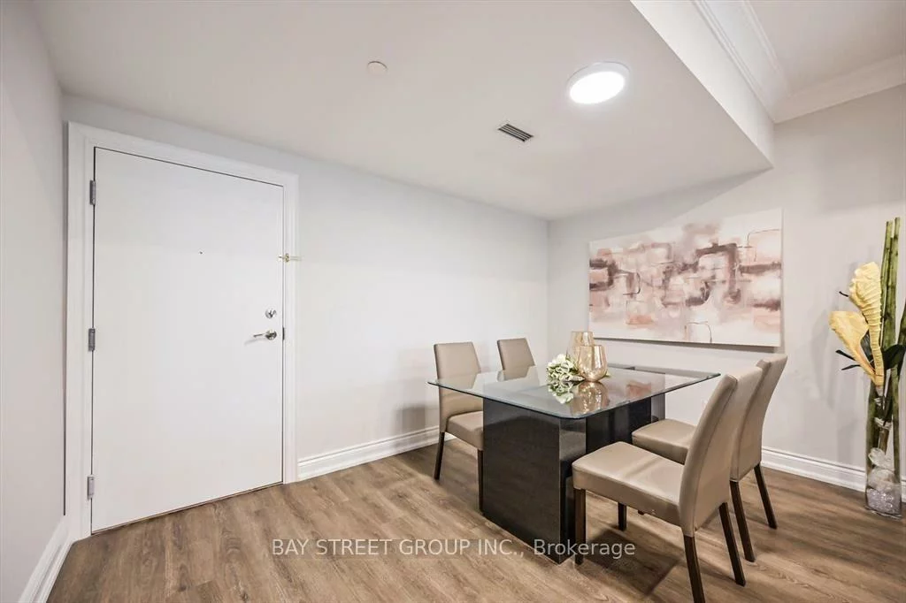 89, SOUTH TOWN CENTRE, Unionville, Markham