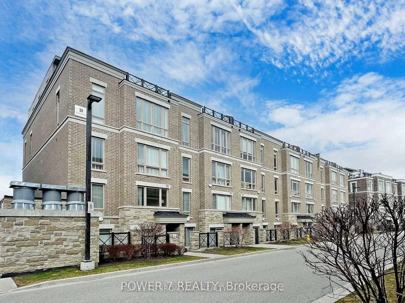 30, Dunsheath, Cornell, Markham