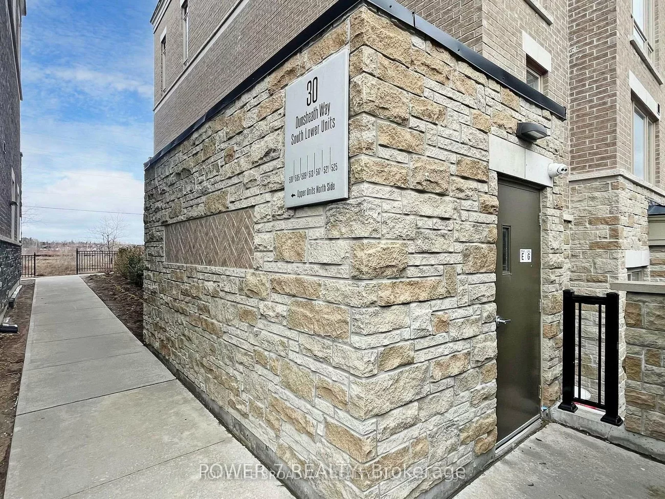 30, Dunsheath, Cornell, Markham