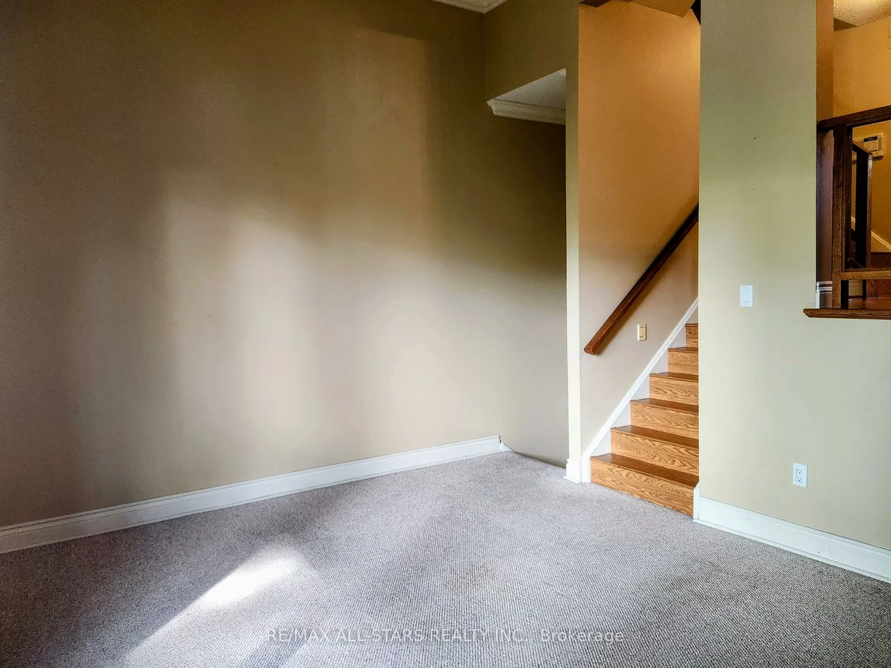 6, Hepworth, Markham Village, Markham