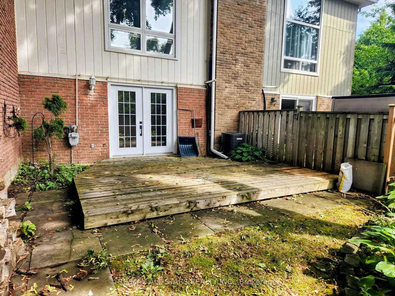 6, Hepworth, Markham Village, Markham