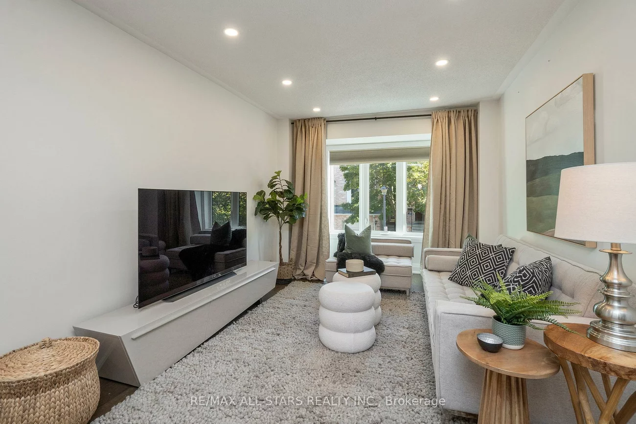 21, Rougehaven, Vinegar Hill, Markham