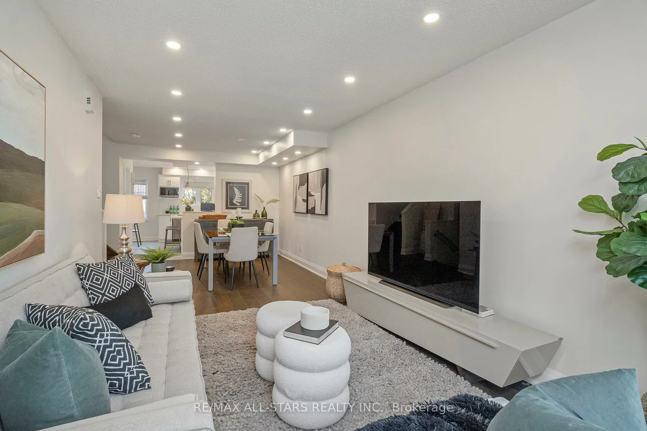 21, Rougehaven, Vinegar Hill, Markham