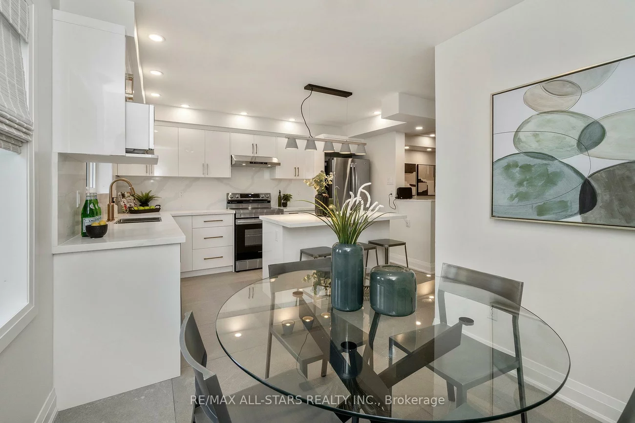 21, Rougehaven, Vinegar Hill, Markham
