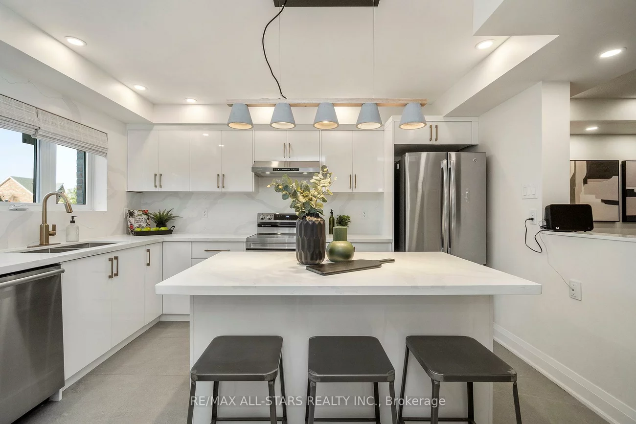 21, Rougehaven, Vinegar Hill, Markham