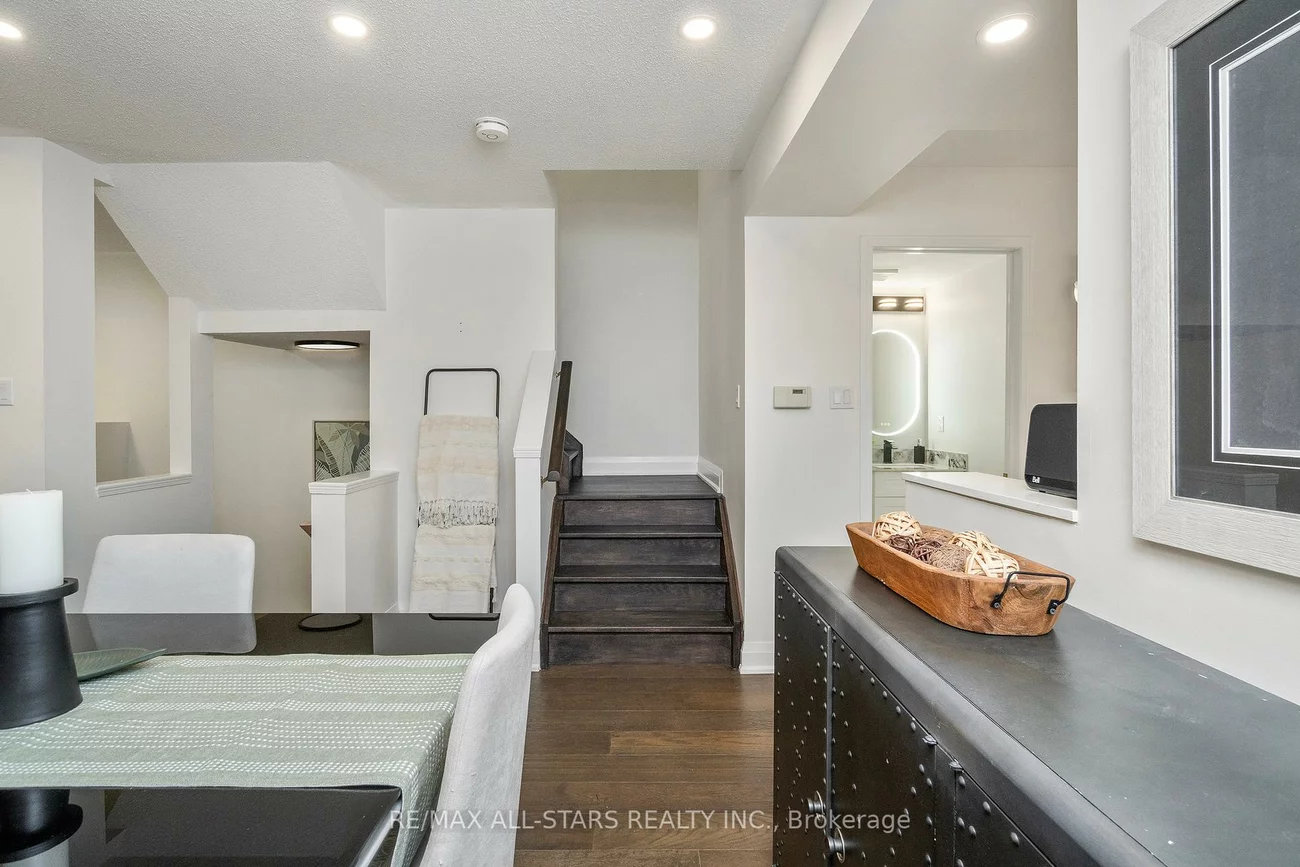 21, Rougehaven, Vinegar Hill, Markham