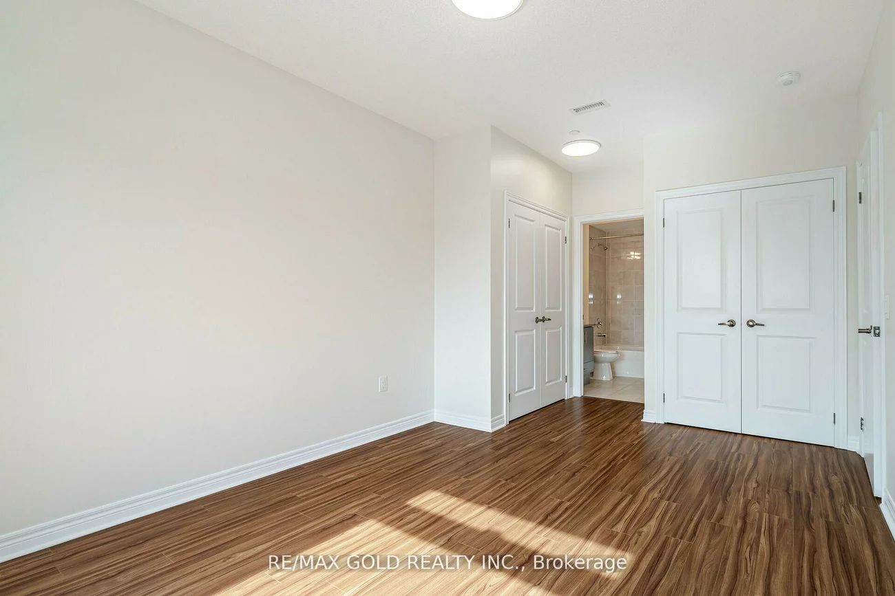 39, New Delhi, Cedarwood, Markham