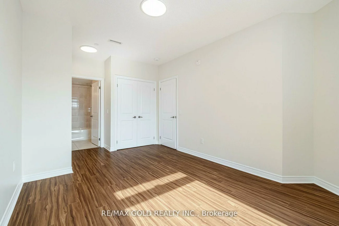39, New Delhi, Cedarwood, Markham