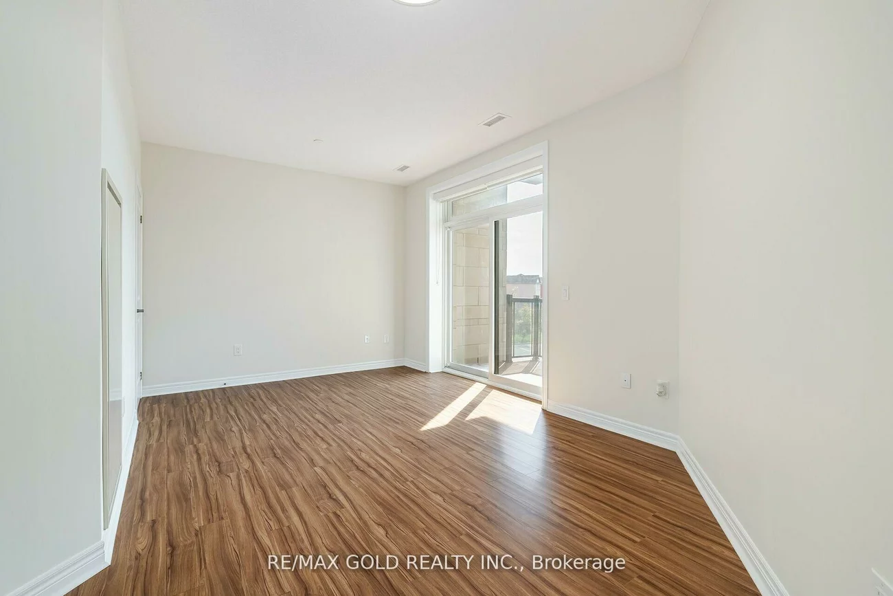 39, New Delhi, Cedarwood, Markham
