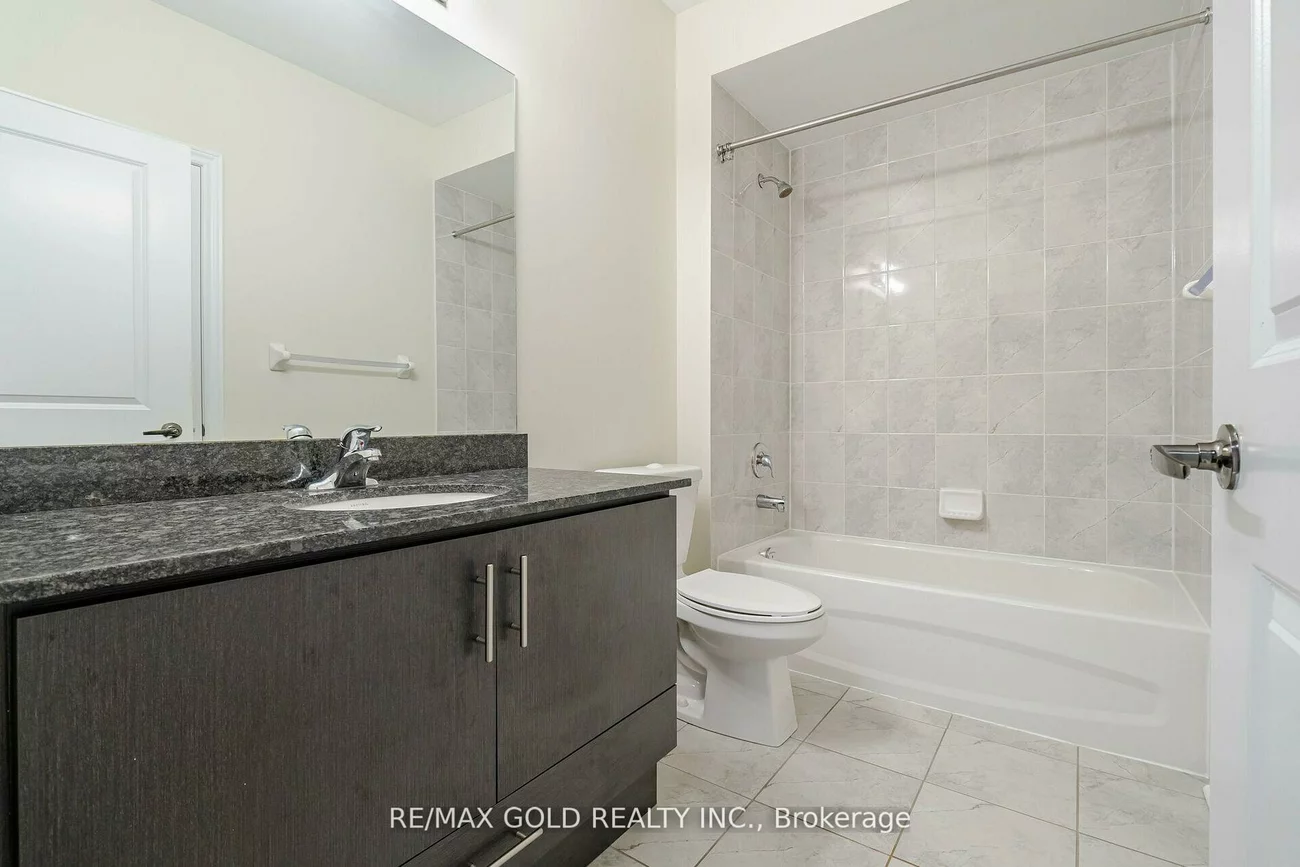39, New Delhi, Cedarwood, Markham