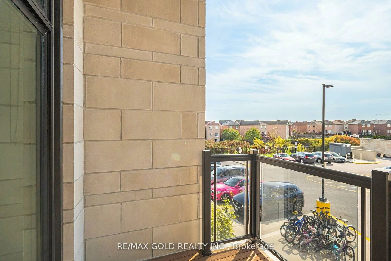 39, New Delhi, Cedarwood, Markham