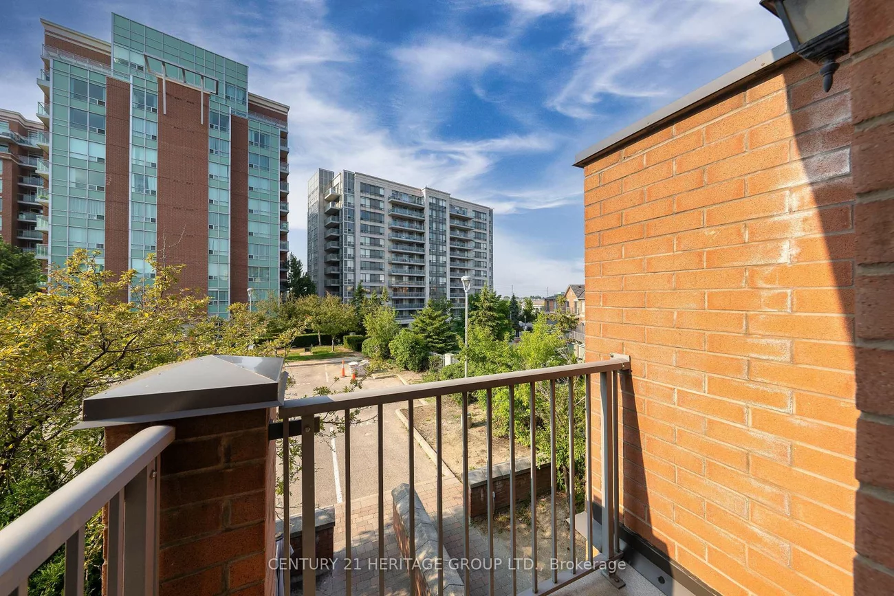 82, Suncrest, Commerce Valley, Markham