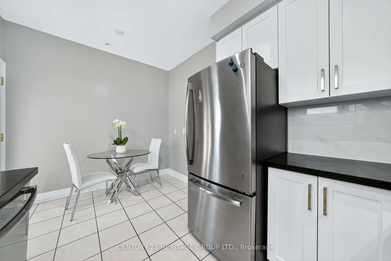 82, Suncrest, Commerce Valley, Markham