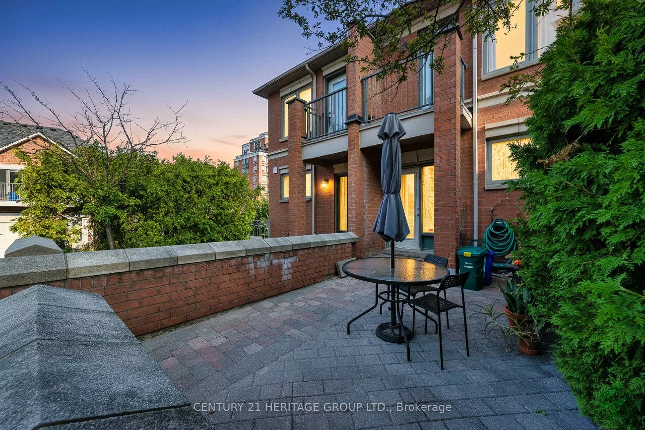 82, Suncrest, Commerce Valley, Markham