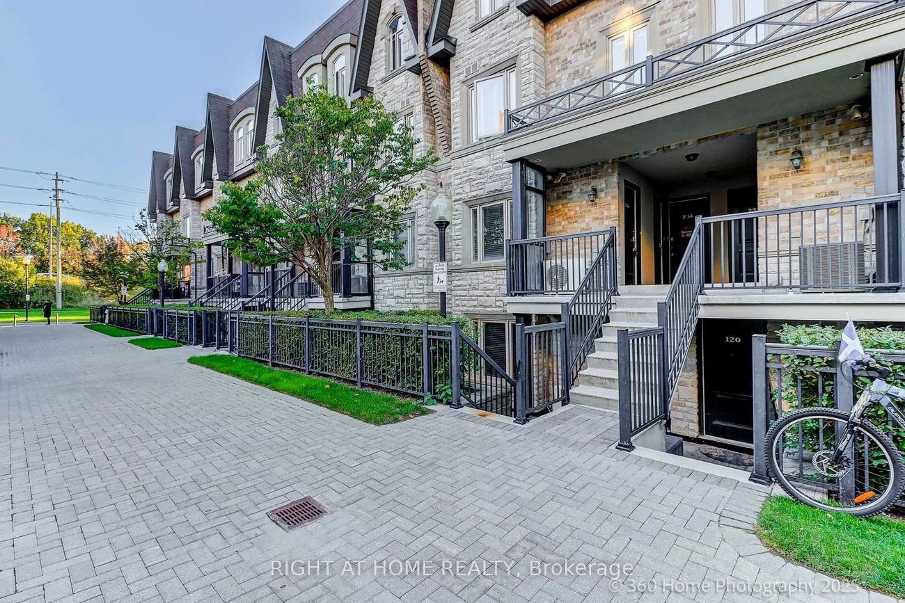 318, John, Aileen-Willowbrook, Markham
