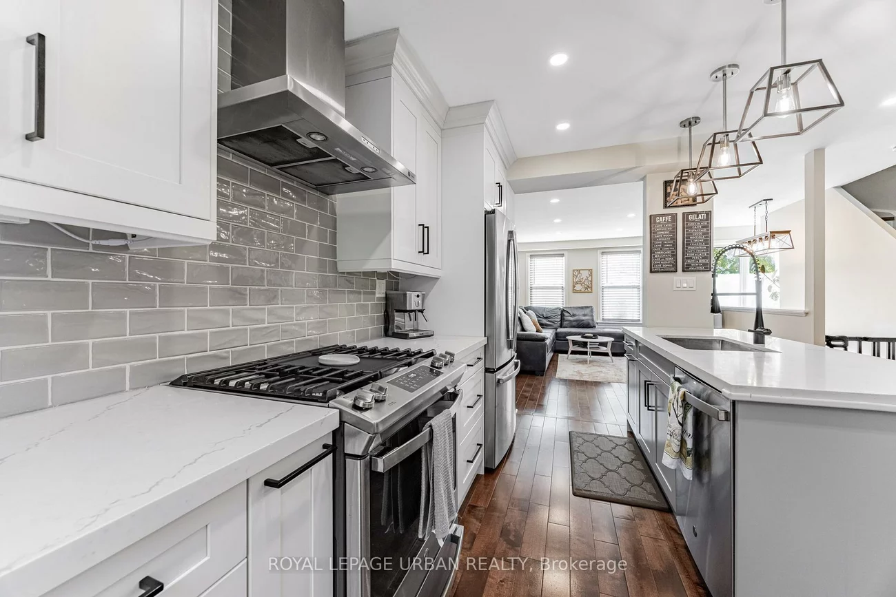 1684, John, Bayview Fairway-Bayview Country Club Estates, Markham