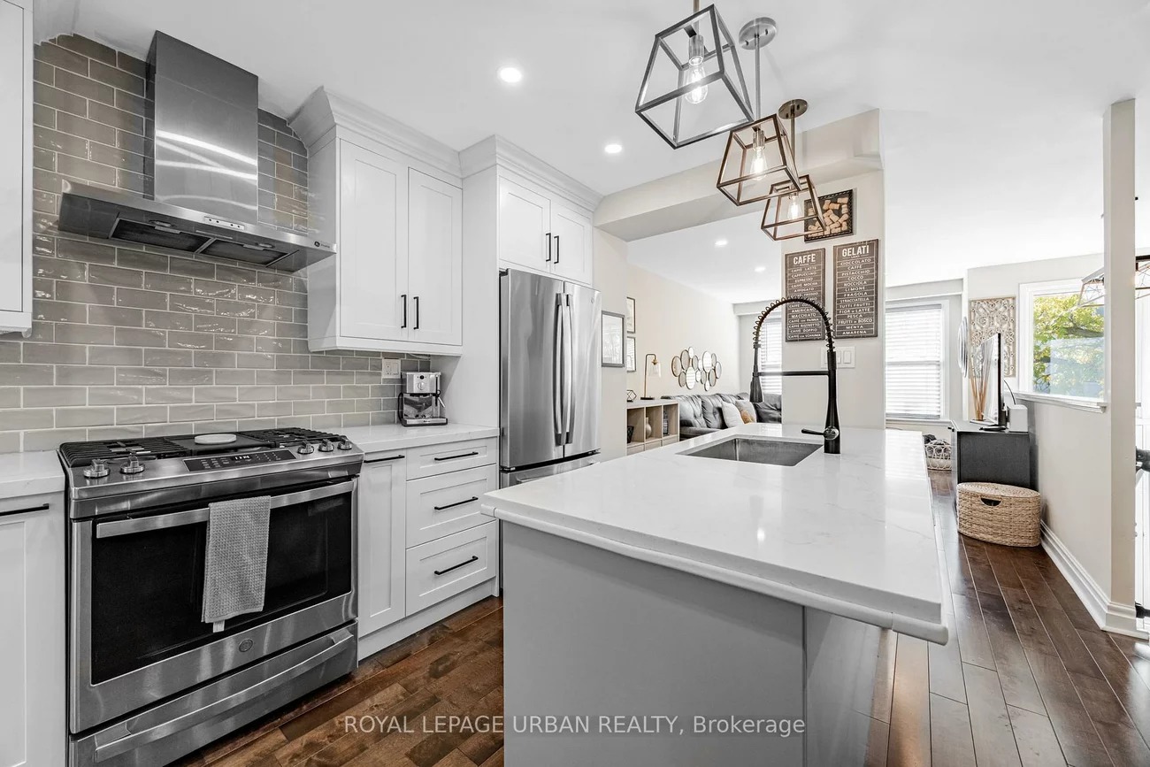 1684, John, Bayview Fairway-Bayview Country Club Estates, Markham