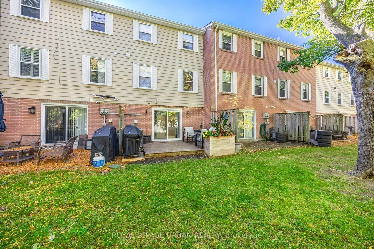 1684, John, Bayview Fairway-Bayview Country Club Estates, Markham