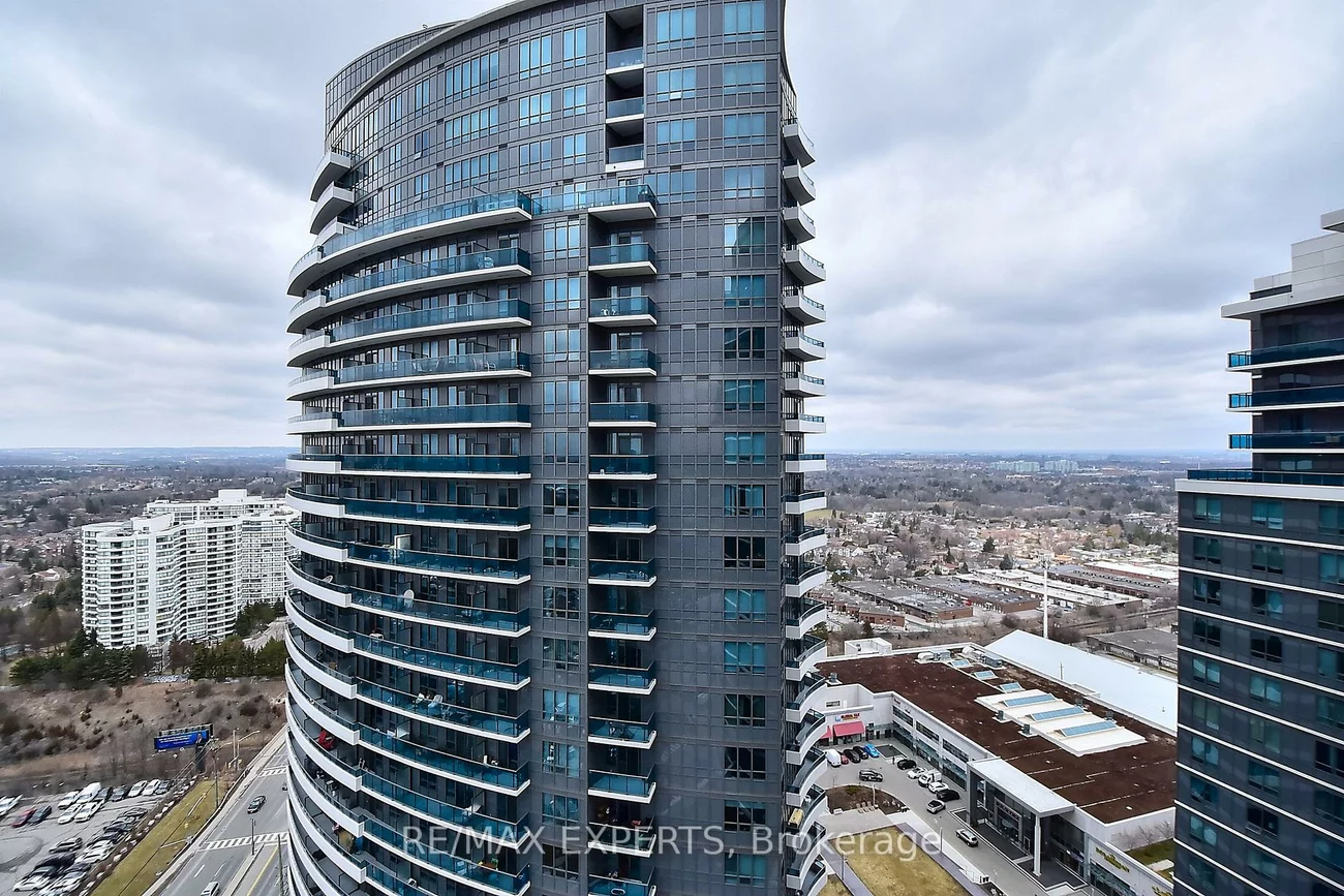 7161, Yonge, Grandview, Markham