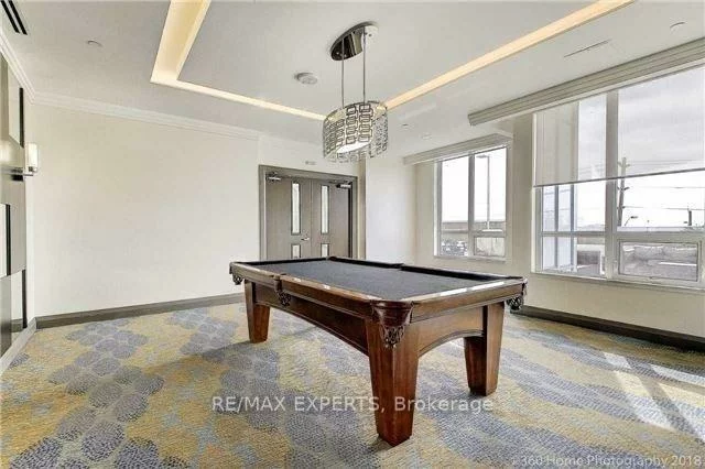 7161, Yonge, Grandview, Markham