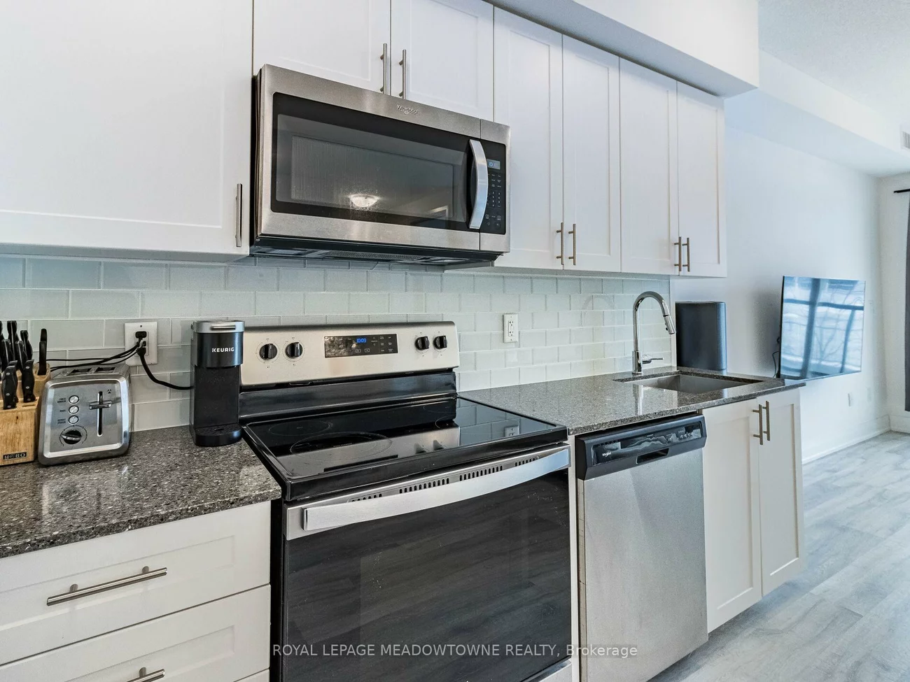 9700, Ninth, Greensborough, Markham