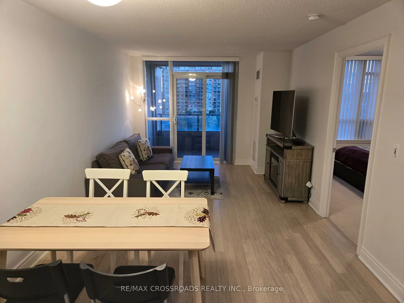 23, Cox, Unionville, Markham