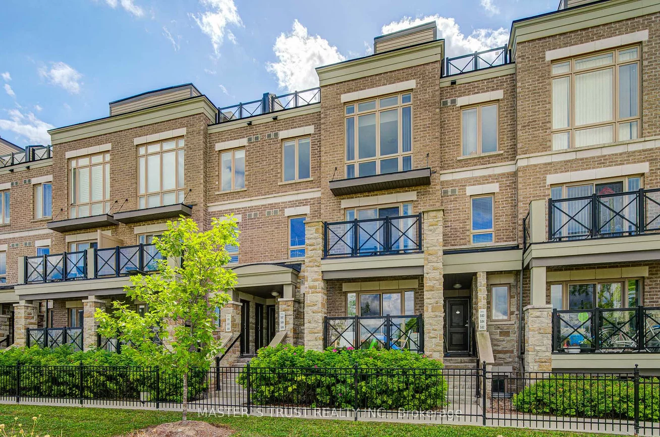 30, Dunsheath, Cornell, Markham