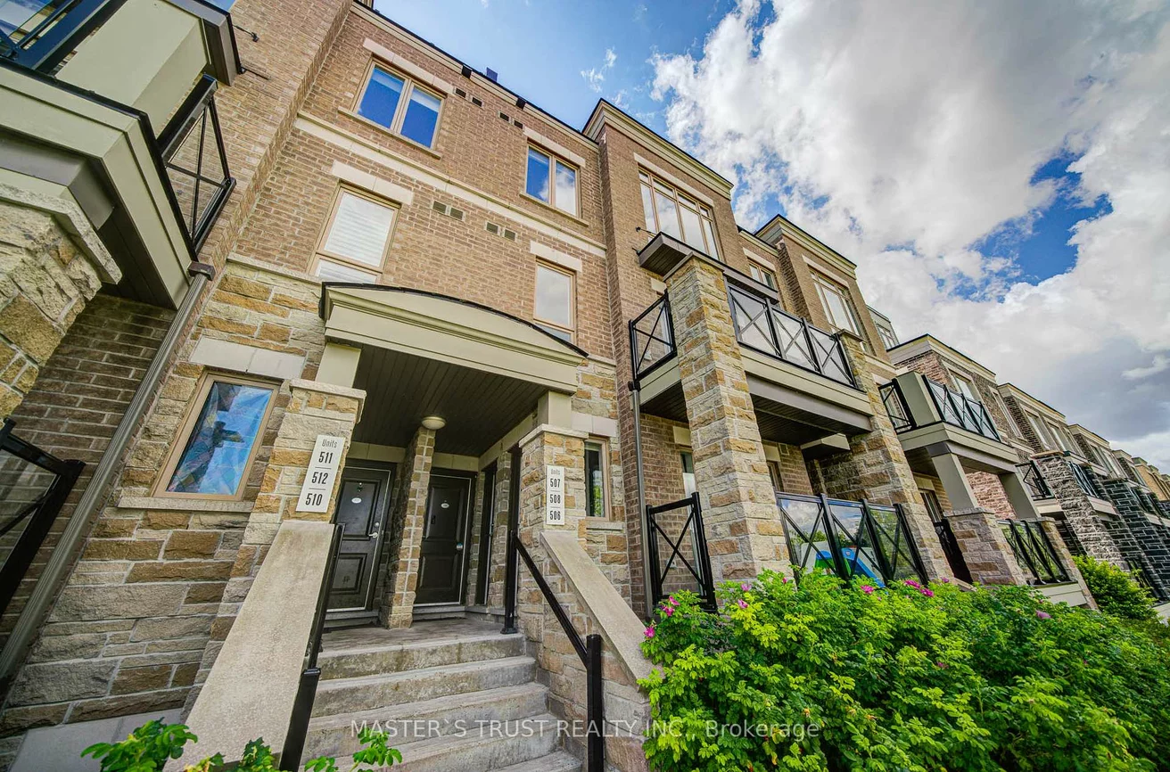 30, Dunsheath, Cornell, Markham