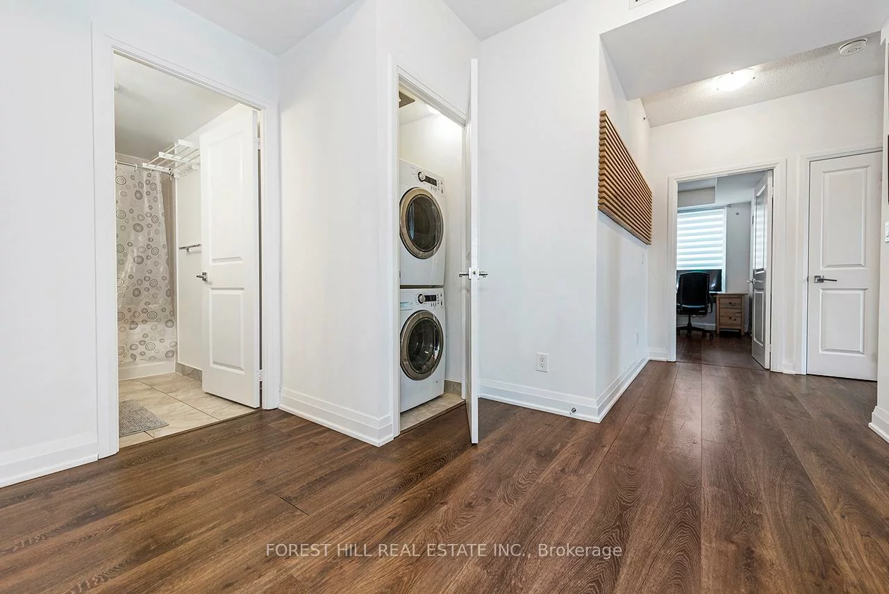 7165, Yonge, Grandview, Markham