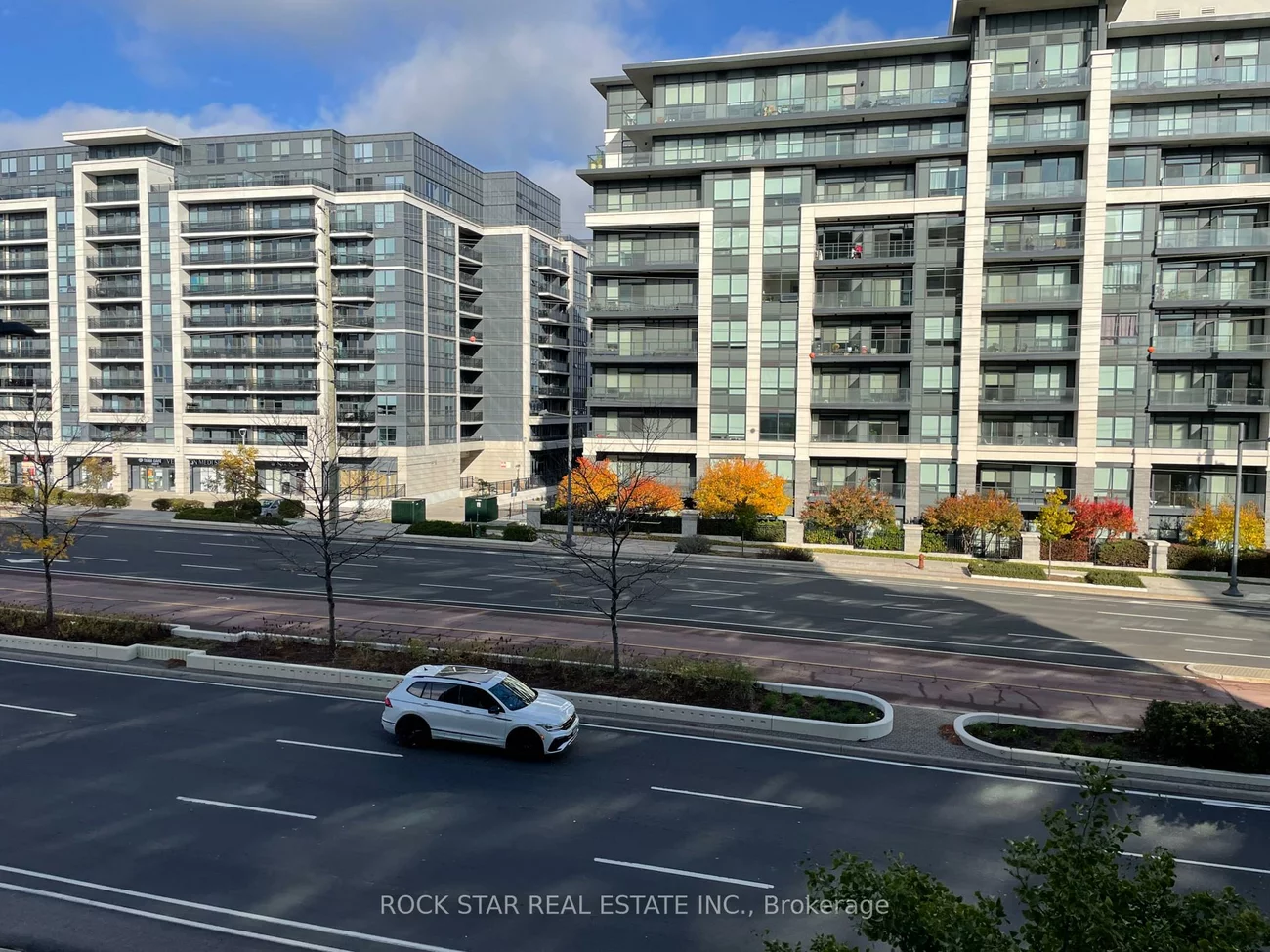 48, Suncrest, Commerce Valley, Markham