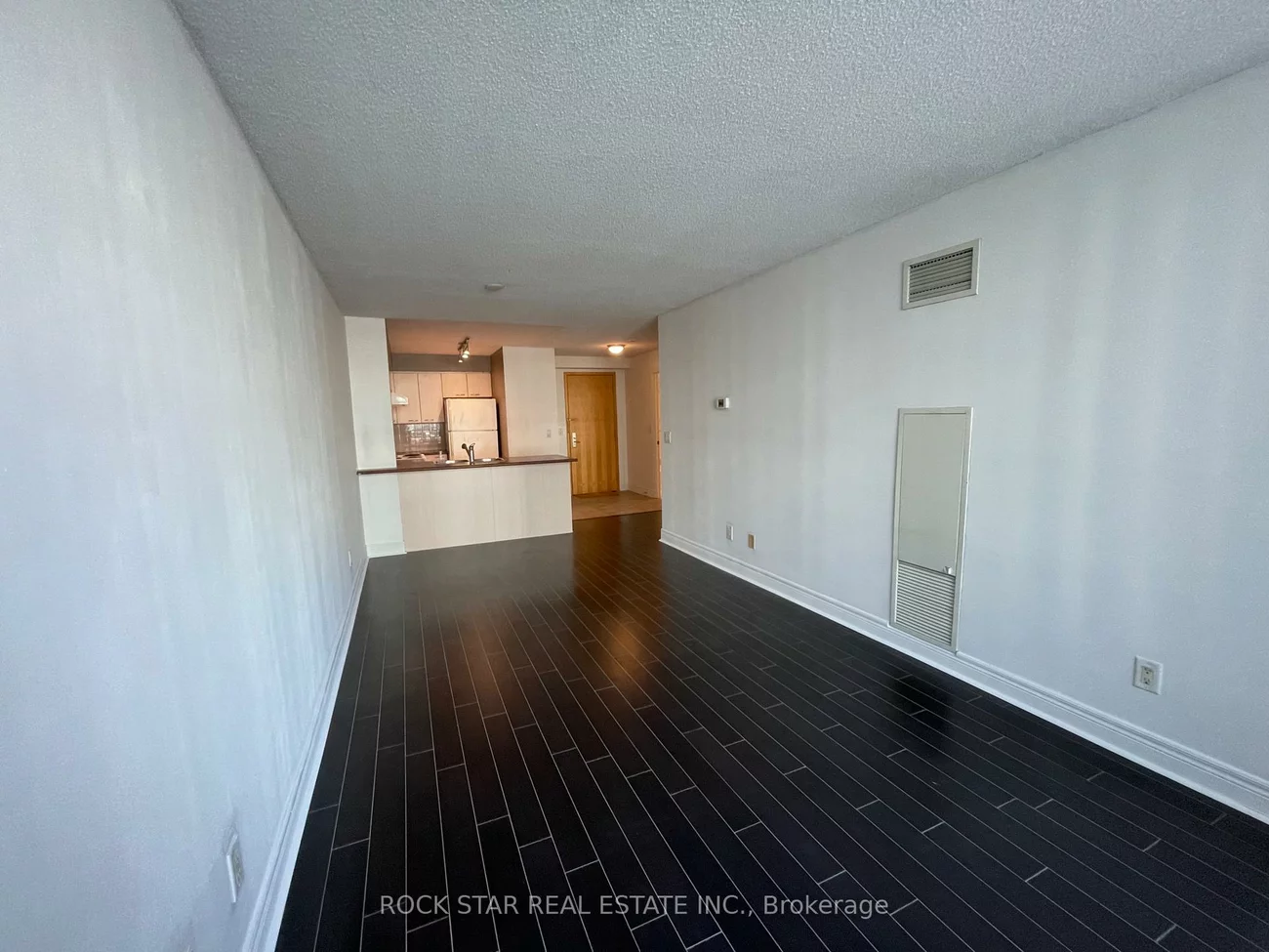 48, Suncrest, Commerce Valley, Markham