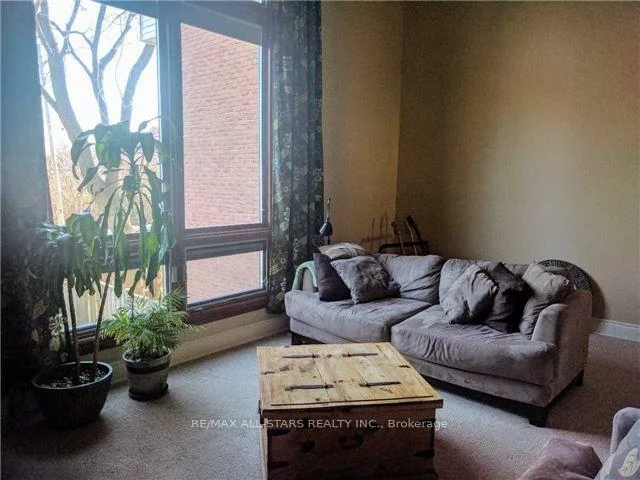 6, Hepworth, Markham Village, Markham