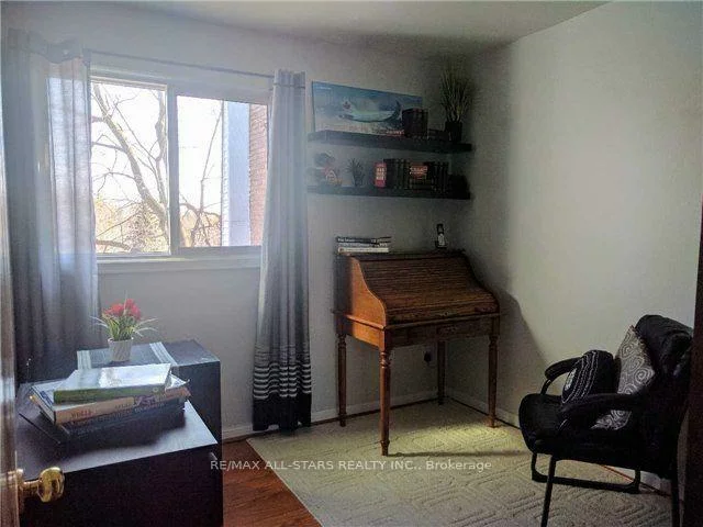 6, Hepworth, Markham Village, Markham