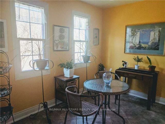 6, Hepworth, Markham Village, Markham