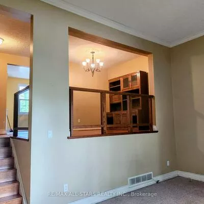 6, Hepworth, Markham Village, Markham