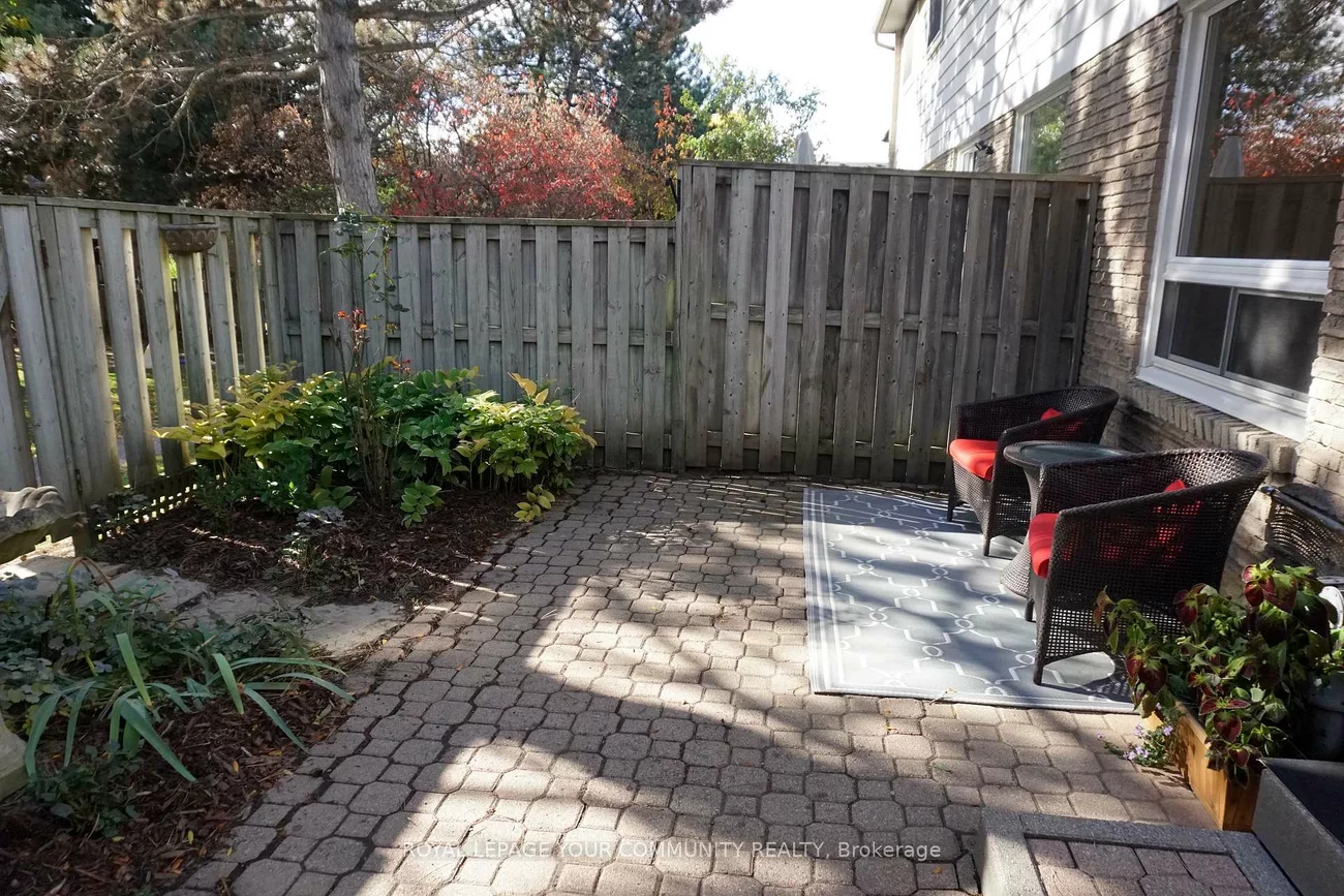 39, Knightsbridge, Markham Village, Markham