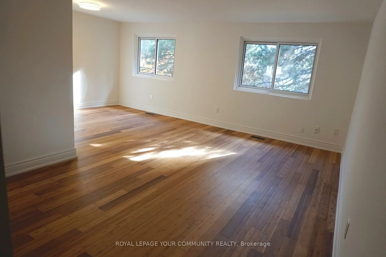 39, Knightsbridge, Markham Village, Markham