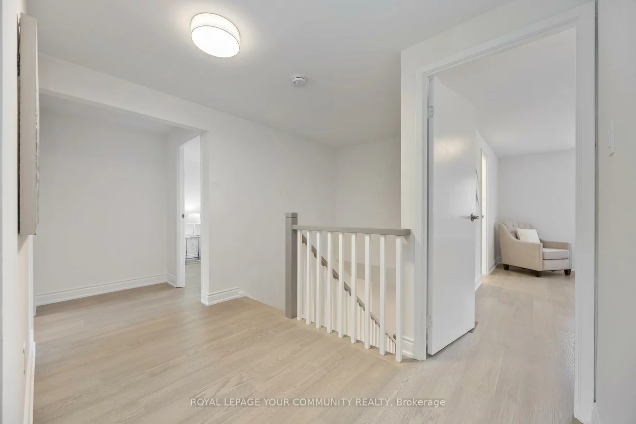 76, Knightsbridge, Markham Village, Markham