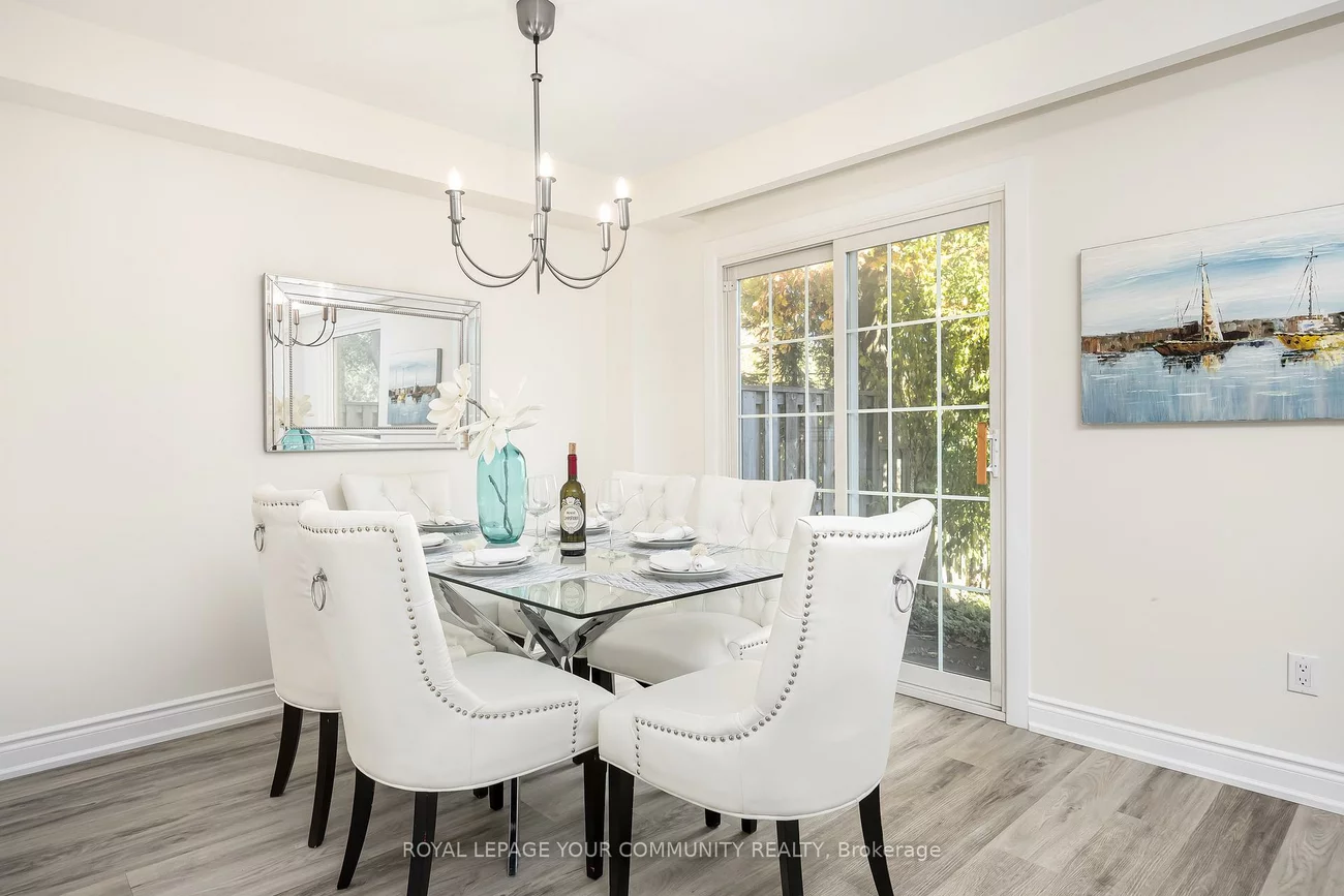 76, Knightsbridge, Markham Village, Markham