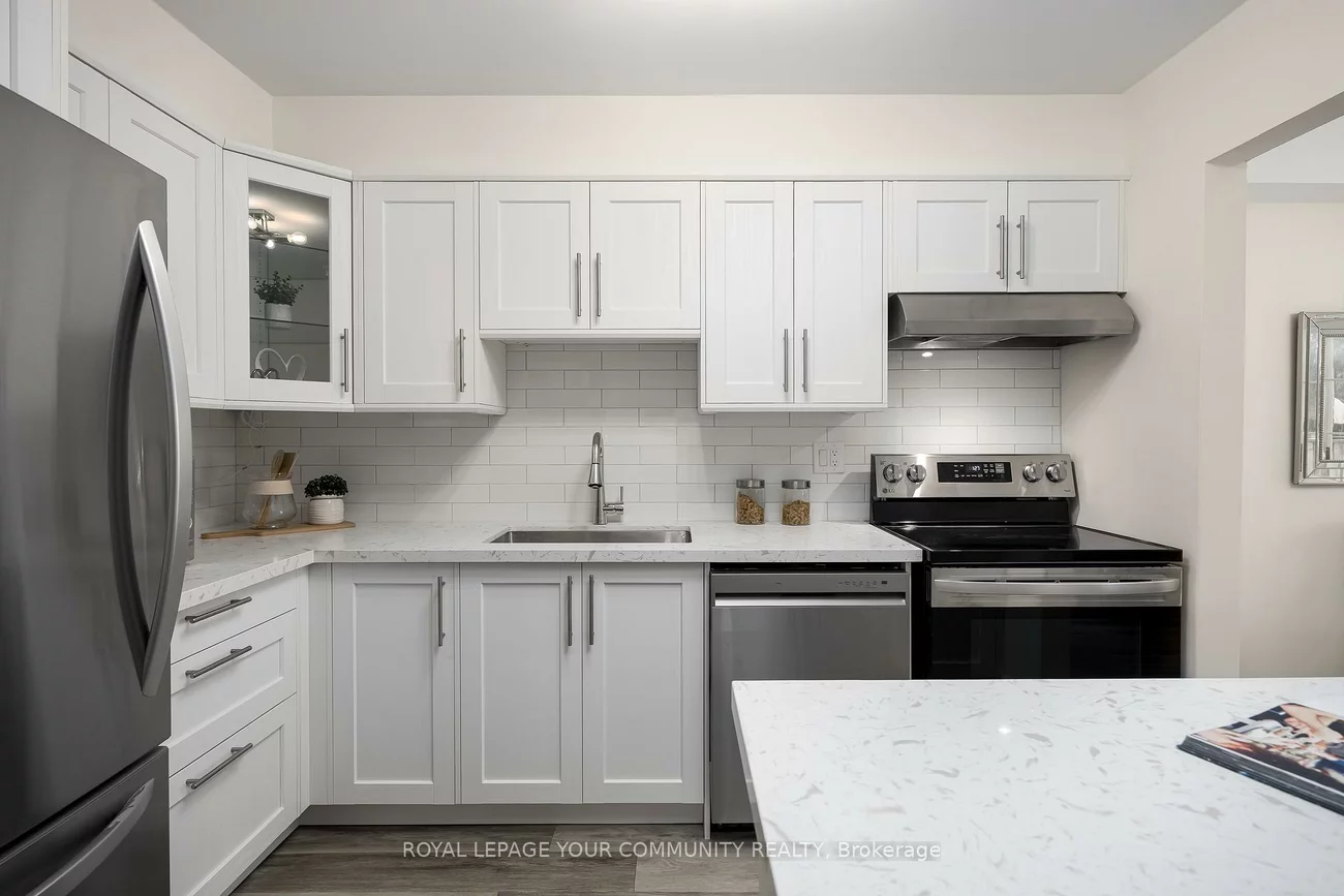 76, Knightsbridge, Markham Village, Markham