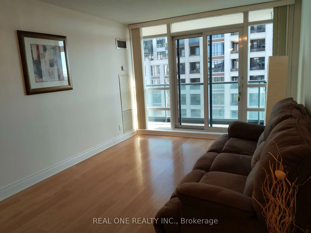 75, South Town Centre, Unionville, Markham