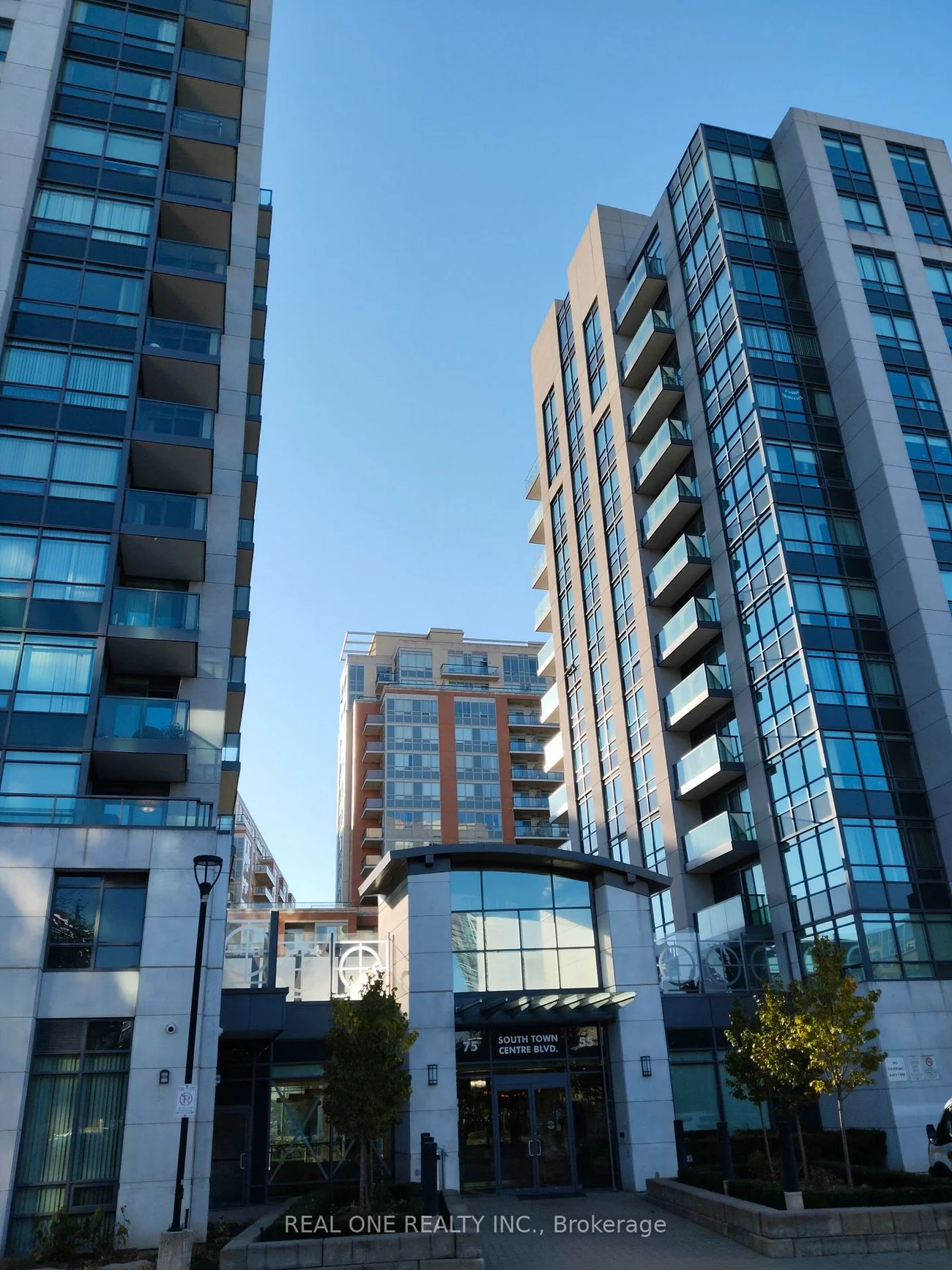 75, South Town Centre, Unionville, Markham