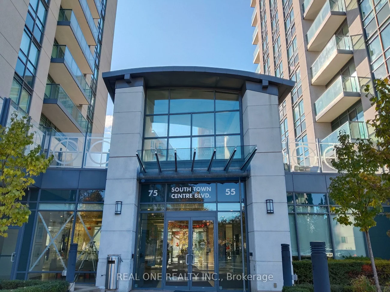 75, South Town Centre, Unionville, Markham